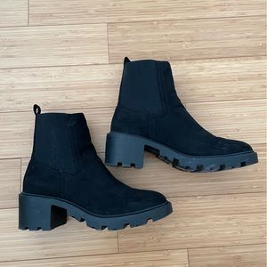Black Ankle Boots / Booties